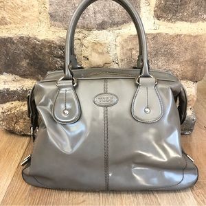 🔥🔥🔥SALE! 🔥🔥🔥Tod’s Gray Medium DD bowler handbag price firm!